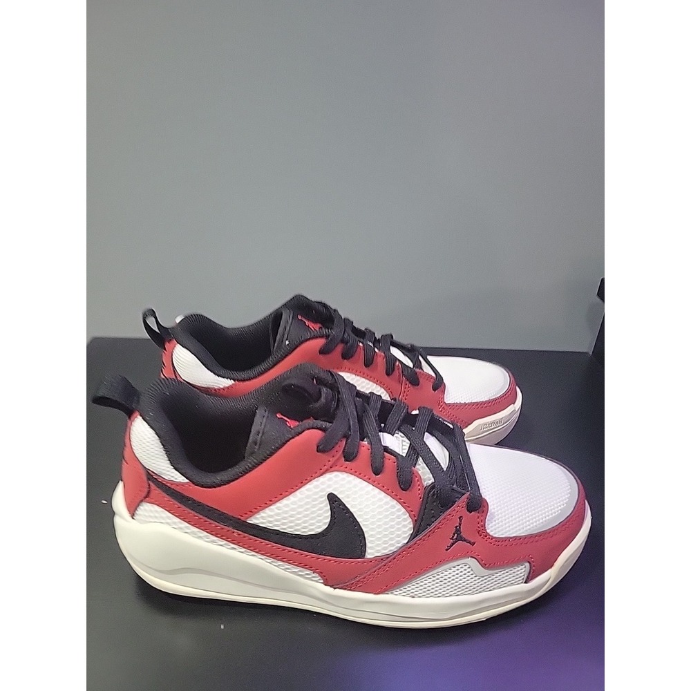 Jordan Comfort Era Youth Sneaker. White Black Red. Size 5.5